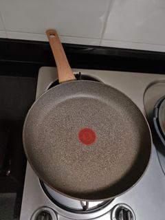 (Category: ) located in . Submitted by creamwood (Listing ID 1448645816, Image 1). Description: .