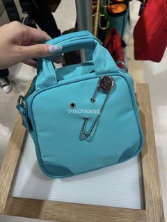 (Category: ) located in . Submitted by nichloesg (Listing ID 1448542023, Image 1). Description: .