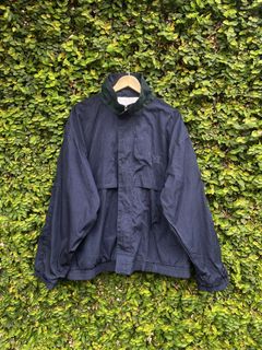 (Category: ) located in . Submitted by gthriftwear6100 (Listing ID 1448657683, Image 1). Description: .