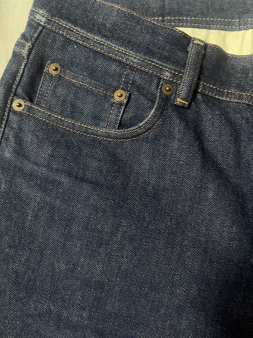 Acne Studios North Indigo Jeans (Category: Jeans) located in Taguig. Submitted by andre2005 (Listing ID 1448641609, Image 3). Description: Bought this on this app but it was never used. There are no damages on the pants except the fading on the back patch (Brand Patch). It has a slim fit. The measurements are attached on the photos. Message me for more inquiries. Product No.: B00137 Measurements: Length: 42 inches Waist: 16 inches Hem: 7.5 inches