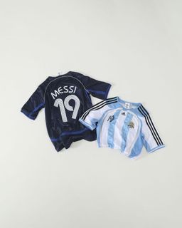 （分類：）位於 。 由 mariso.trends 提交（商品編號 1448555841，圖片 1）。簡介： 。