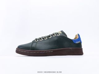(Category: ) located in . Submitted by pickplanet_sneaker_shirt (Listing ID 1448554606, Image 1). Description: .
