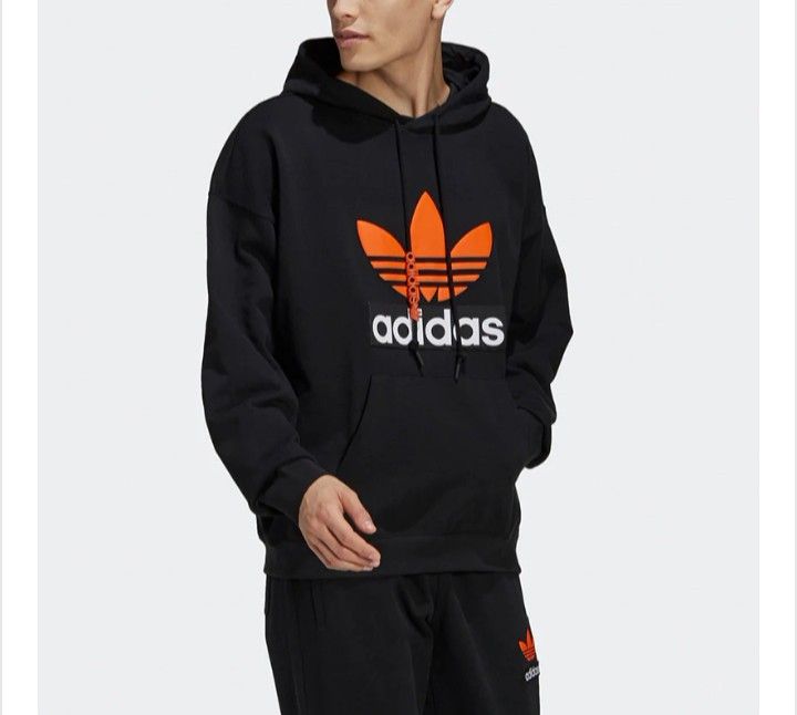 ADIDAS TRFOIL LOGO HOODIE (Category: Hoodies) located in Gerona. Submitted by thrift_servers (Listing ID 1448517655, Image 2). Description: issue see last photo.