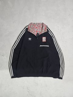 (Kategori: ) berada di . Dikirim oleh fourtyfourthrift (ID iklan 1448535341, Gambar 1). Deskripsi: .