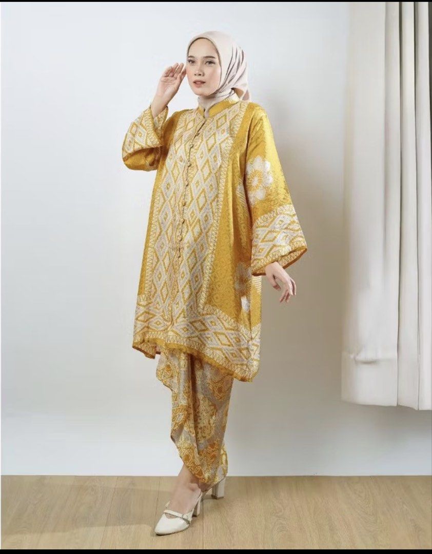 Adivaa Kebarung (Category: Baju Kurung & sets) located in Shah Alam. Submitted by farahwahidah11 (Listing ID 1448694165, Image 1). Description: Pickup: Seksyen 9, Shah Alam.