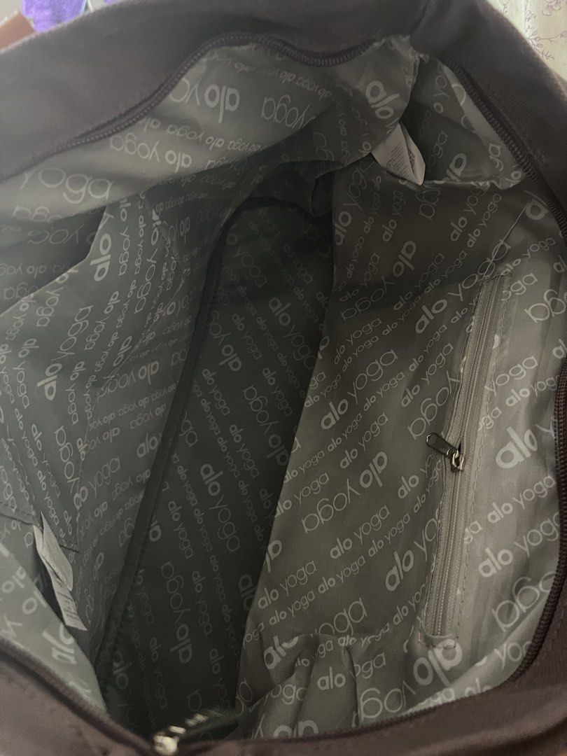Alo Tote Bag in Brown (Category: Tote Bags) located in Quezon City. Submitted by atashanini (Listing ID 1448688662, Image 3). Description: negotiable.