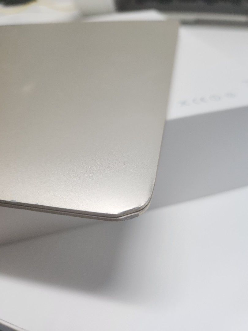 Apple MacBook Laptop504867471660175363