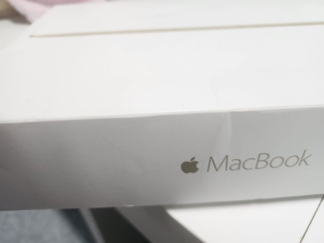 Apple MacBook Laptop504867471660175362