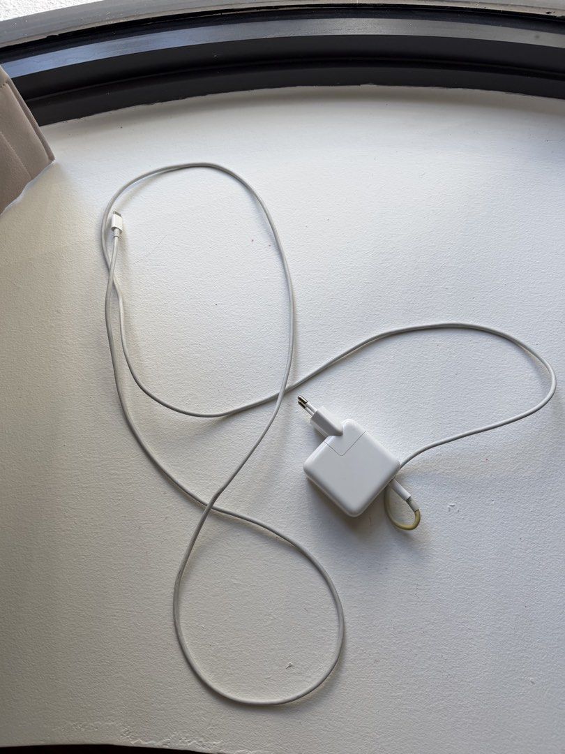 Apple MacBook Pro 16-inch 2019 Intel Core i9504408722564730885