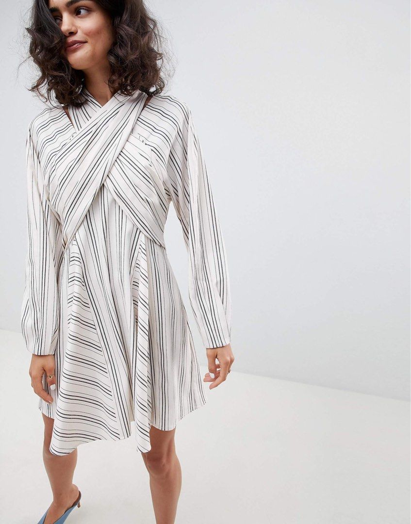 ASOS Striped Multi-way Dress (Category: Dresses) located in Manila. Submitted by cydeclutters (Listing ID 1448513432, Image 1). Description: ASOS striped multiway dress Size Large/EU 40 Condition: 8/10 Rfs: too big for me.