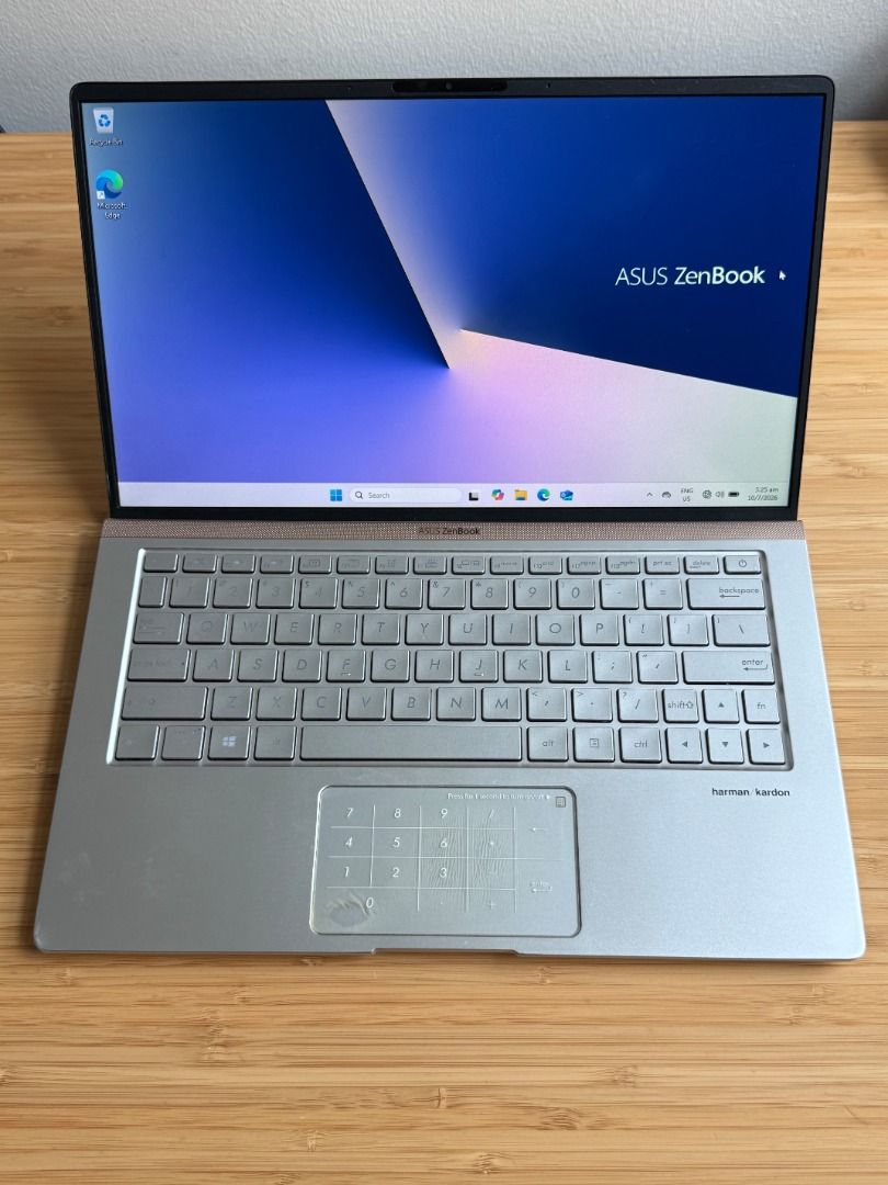 ASUS ZenBook 13 inch ultralight laptop