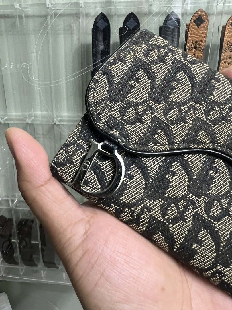 AUTH 💯 DIOR SADDLE LONG WALLET (Category: Luxury Bags & Wallets) located in Manila. Submitted by zipandgoo (Listing ID 1448672435, Image 3). Description: AUTHENTIC 💯 • In good used condition • Needs a little cleaning 📩.