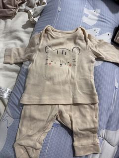 (Category: ) located in . Submitted by zhmommy (Listing ID 1448514067, Image 1). Description: .