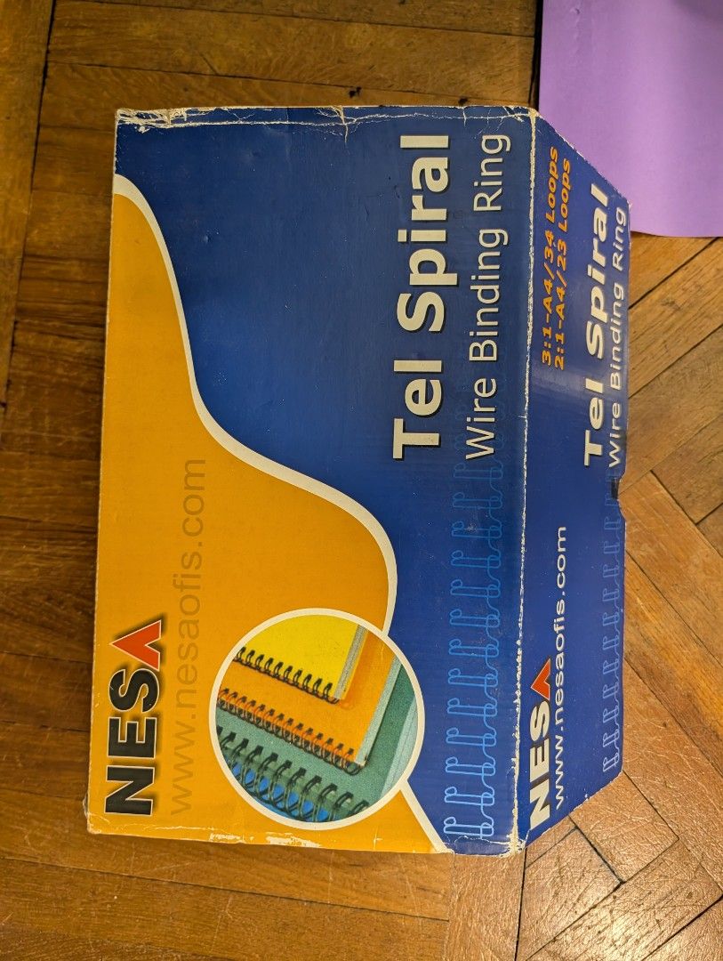 Binding wire wire binding ring (Category: Stationery & School Supplies) located in Singapore. Submitted by nippit (Listing ID 1448622549, Image 2). Description: whole box of unused wire binding A4 size can fit letter size free to collect at depot road.