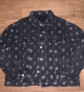(Category: ) located in . Submitted by ezzshops (Listing ID 1448681041, Image 1). Description: .
