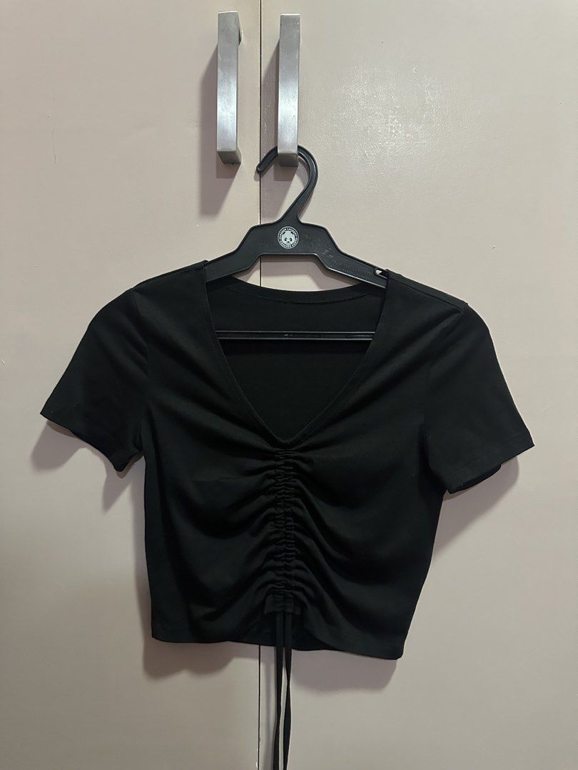 Black Drawstring Top (Category: Blouses) located in Cabanatuan. Submitted by sabbbiee (Listing ID 1448646045, Image 2). Description: 🌷 Decluttering my closet! Selling my pre-loved clothes that are still in great condition. Affordable prices, well-loved, and located in Cabanatuan City. Shipping fee is shouldered by the buyer. Feel free to message me for more details! 💕.