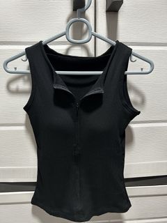 (Category: ) located in . Submitted by shopaholic_secrets21 (Listing ID 1448600989, Image 1). Description: .