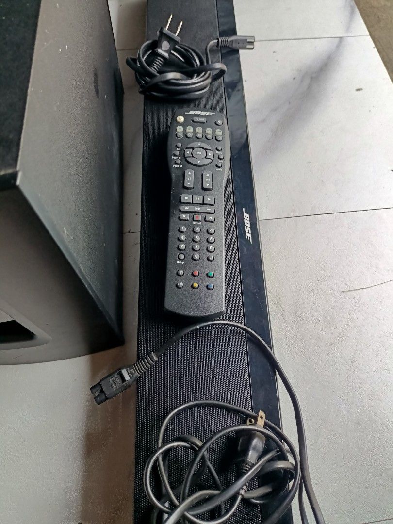 Bose cinemate 1 sr subs issue only no powee (Category: Soundbars, Speakers & Amplifiers) located in Meycauayan. Submitted by jonruelan (Listing ID 1448690667, Image 3). Description: -no power subs issue yun lang issue soundbar no issue 100% working convert nyo nalang or pagawa nyo sa trusted tech. -no history of repair pa open nyo muna sa tech nyo para sure. - Bose Soundbar and Subwoofer Set - Includes remote control and power cables - Tested and