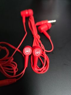(Category: ) located in . Submitted by bandlovers (Listing ID 1448682645, Image 1). Description: .