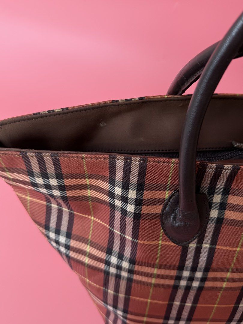 Burberry Nova Check 💯 Authentic (Category: Luxury Bags & Wallets) located in Manila. Submitted by _prettyquick (Listing ID 1448486972, Image 3). Description: preowned pls manage your expectations 100% authentic Follow us on instagram for more items @_prettyquick.