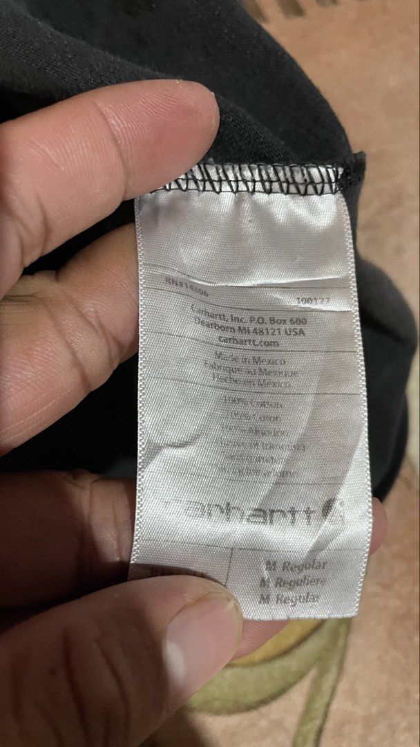 Carhartt script (Category: Tshirts & Polo Shirts ) located in Iligan City. Submitted by farrisal (Listing ID 1448528708, Image 3). Description: Med on tag Color rate 8.5/10 Very good condition No issue.