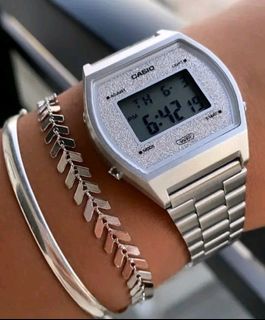 (Category: ) located in . Submitted by cheskhaionlinestore2.0 (Listing ID 1448551196, Image 1). Description: .