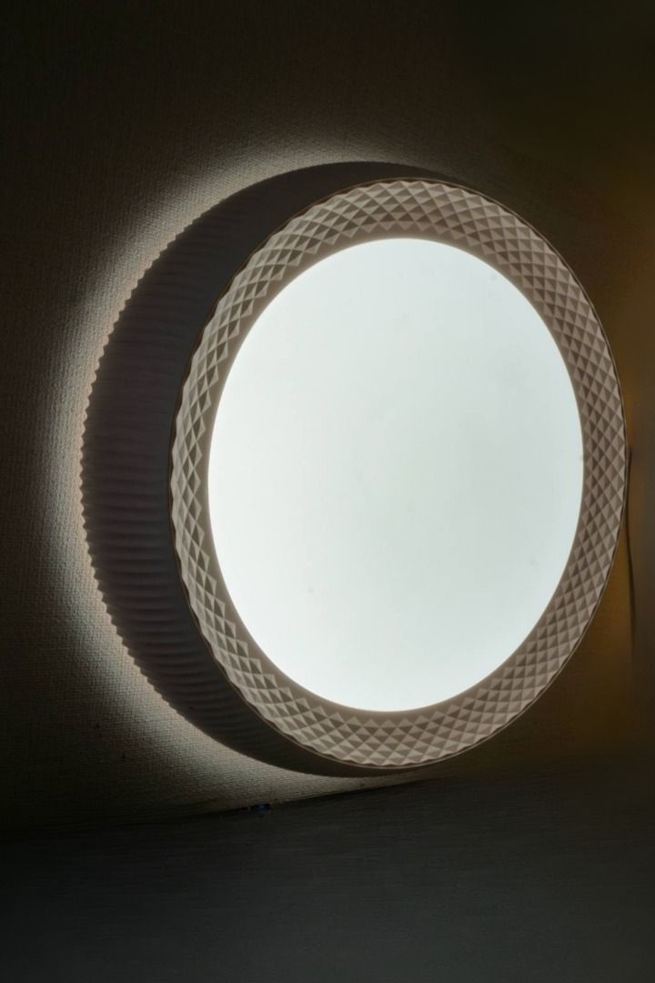 Ceiling Light (Category: Lighting) located in Johor Bahru. Submitted by luxcent.earth (Listing ID 1448545596, Image 1). Description: SERIOUS BUYER can chat me for more details and pictures..