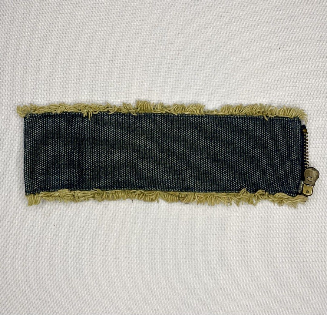 Chanel 01P denim cuff bracelet (Category: Luxury Accessories) located in San Fernando. Submitted by larchivefeminine (Listing ID 1448653917, Image 2). Description: -Chanel 2001 Spring/Summer (01P) collection -blue denim fabric -rhinestone-encrusted CC logo.