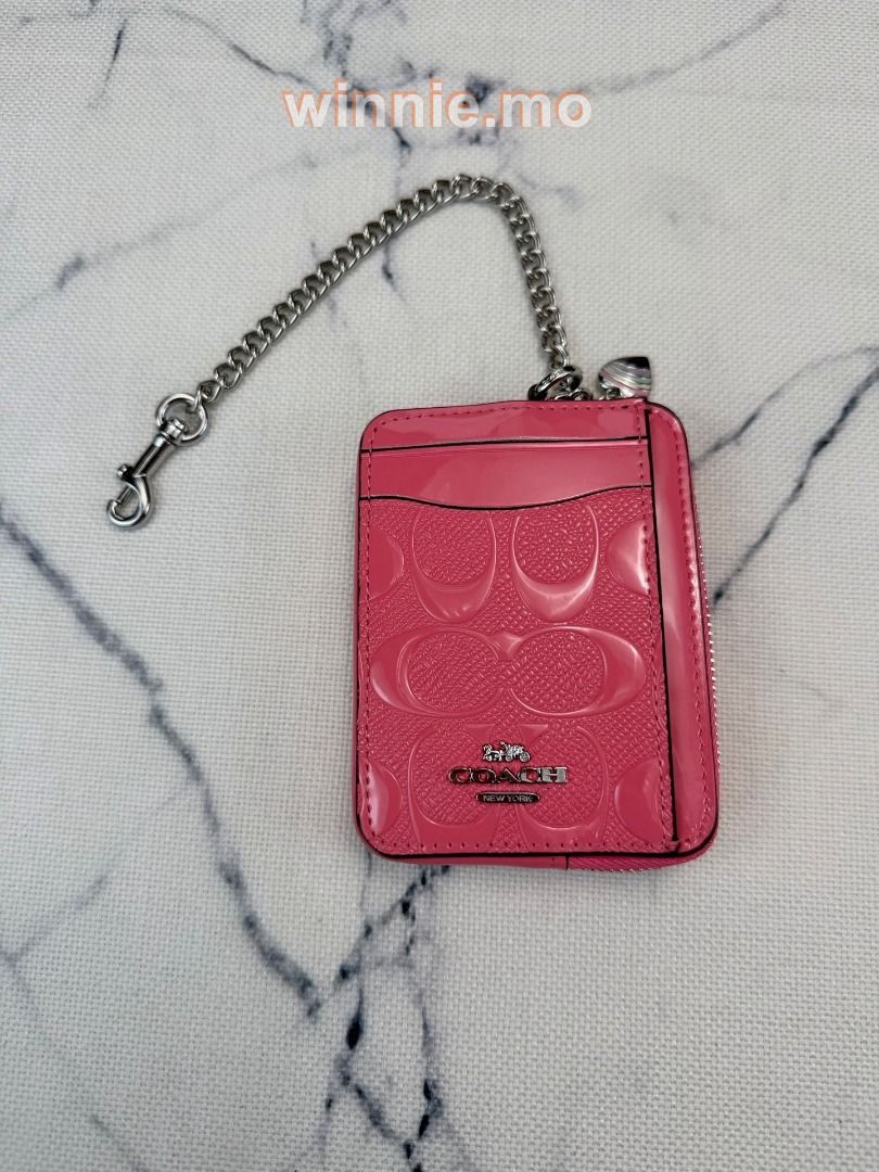 全新✨COACH Card pack 卡包 Coin wallet 零錢包🎁禮盒 （分類：銀包、卡片套）位於 Hong Kong。 由 winnie.mo 提交（商品編號 1448616033，圖片 1）。簡介： 🆕產品全新未使用 原廠完整包裝 💎Carousell官方認證紫鑽優質商戶 📦【順豐包郵 4-7日送到】 👜 信心保證 支持貨到付款 👜 實物拍攝，見到咁就係咁 【運費優惠】 🚚 順豐包郵（送去全港順豐站/住宅地址） 💝 出貨前會仔細檢查，再加多重保護包裝，確保完好無損 ✨更多款式同颜色请DM。
