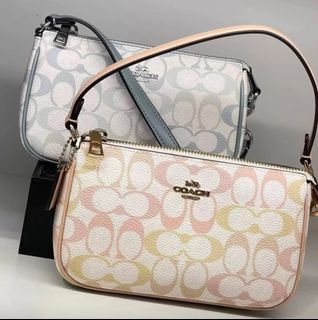 (Category: ) located in . Submitted by trend_boutique (Listing ID 1448620114, Image 1). Description: .
