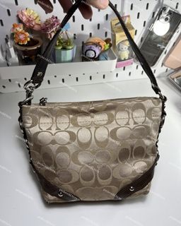 (Kategori: ) berada di . Dikirim oleh prelovedd.byra (ID iklan 1448534908, Gambar 1). Deskripsi: .