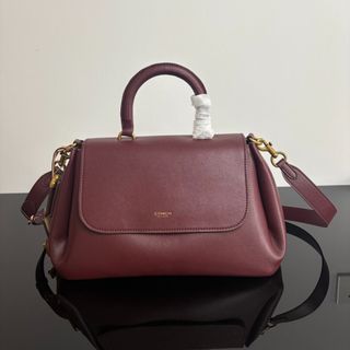 （分類：）位於 。 由 bellezza. 提交（商品編號 1448580324，圖片 1）。簡介： 。