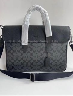 (Category: ) located in . Submitted by fashion.luxe (Listing ID 1448582762, Image 1). Description: .