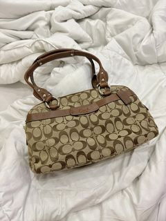 (Category: ) located in . Submitted by gbagscollection (Listing ID 1448507787, Image 1). Description: .