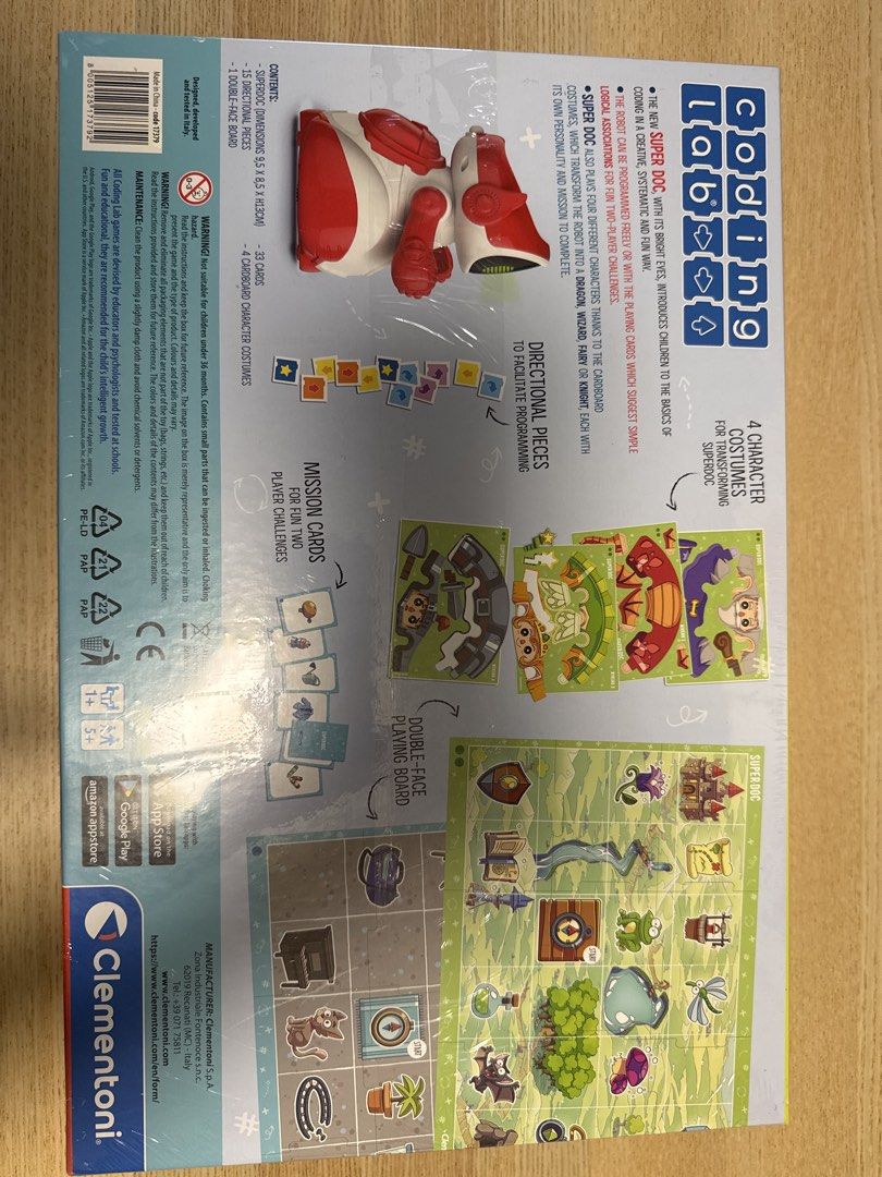 Coding Lab Super Doc Educational Taking Robot （分類：益智學習玩具）位於 Hong Kong。 由 ahchc 提交（商品編號 1448549180，圖片 2）。簡介： The Clementoni Coding Lab Super DOC is an educational STEM talking robot for children aged 5 to 7. It teaches basic programming through a free-play mode and card-based logical challenges. Kids can dress the robot as a knight, dragon, wizard, or fairy, each requiring different missions.Key FeaturesDual Coding Modes: Program the robot freely 
