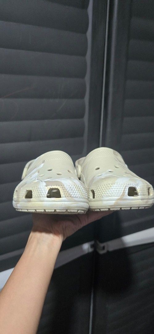 Crocs Clog Sandals Camo Pattern (Category: Slippers and slides) located in Manila. Submitted by muliph (Listing ID 1448615459, Image 3). Description: - Cool camouflage pattern - Easy slip-on and off design - Ideal for casual outings or lounging at home - Pre-loved and ready for a new owner.