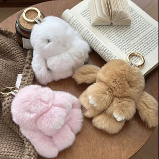 (Category: ) located in . Submitted by lyn_luxury (Listing ID 1448661901, Image 1). Description: .