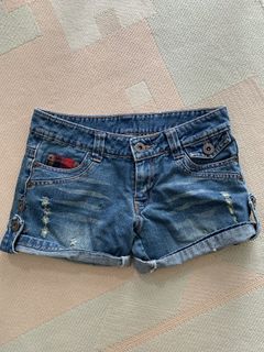 (Category: ) located in . Submitted by angelune (Listing ID 1448513209, Image 1). Description: .