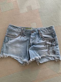 (Category: ) located in . Submitted by angelune (Listing ID 1448513553, Image 1). Description: .