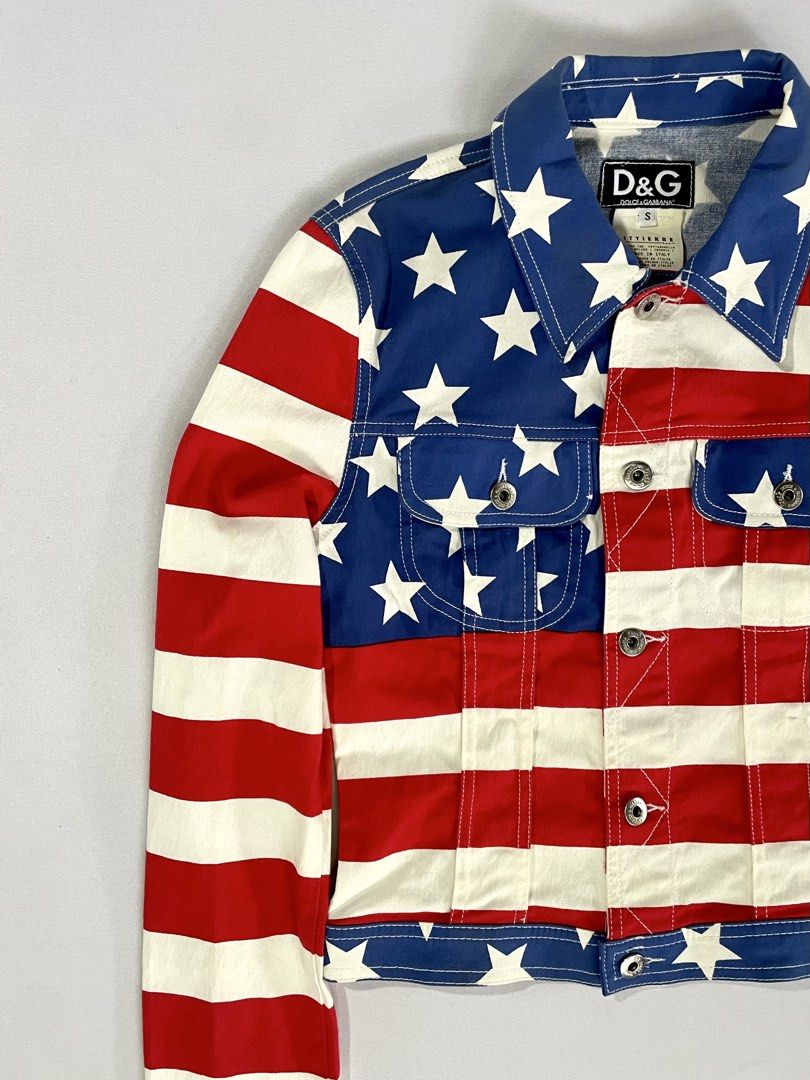 D&G (Dolce & Gabbana) "American Flag" Jacket (Category: Luxury Apparel) located in San Fernando. Submitted by larchivefeminine (Listing ID 1448657937, Image 3). Description: Spring/Summer 2001 collection. Condition:10 / 10 Material:100% cotton Size:Small (Measurements) Shoulder Width:18.1 inches Length:21.7 inches(from collar to hem) Chest:30.7 / 31.9 inches.