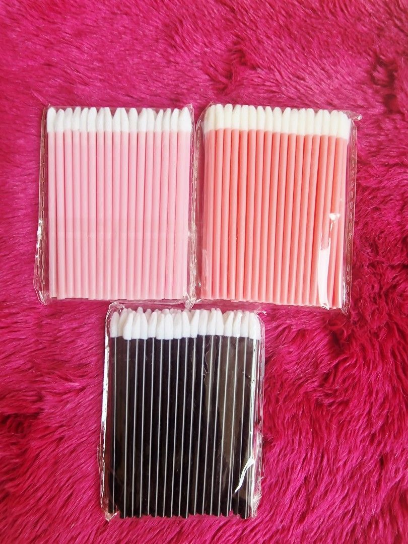 Disposable Lipwands 50's (Category: Makeup) located in Quezon City. Submitted by floreskari78555 (Listing ID 1448575531, Image 2). Description: ​💋 DISPOSABLE LIP WANDS (PACK OF 50) 💋 Keep your makeup applications hygienic and precise! Perfect for professional makeup artists, beauty salons, or personal use. ​✨ Product Details: ​Pack Size: 50 pieces per pack ​Available Colors: Black & Pink ​Condition: On-hand and ready to ship/pick up! 💯.