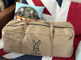 （分類：）位於 。 由 dvuitton 提交（商品編號 1448501577，圖片 1）。簡介： 。