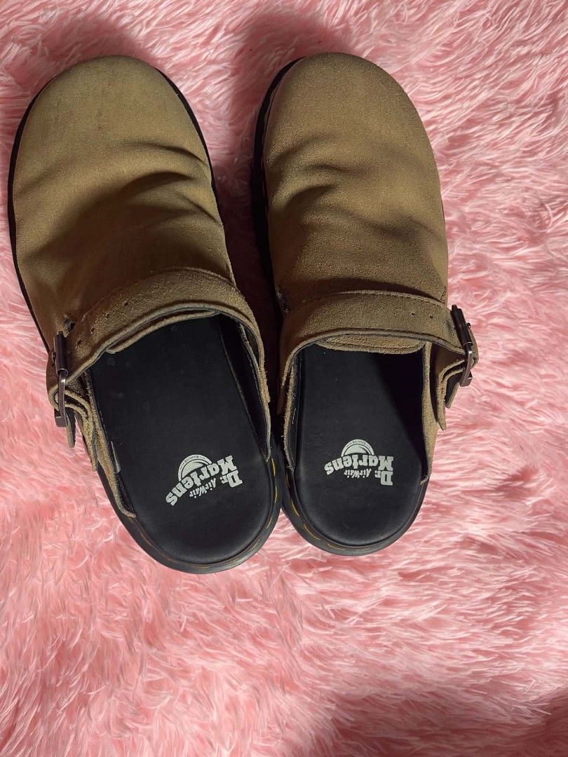DR MARTENS ZEBZAG SUEDE MULE (Category: Casual Shoes) located in Zamboanga. Submitted by ems-a0e5 (Listing ID 1448516611, Image 2). Description: need wash.