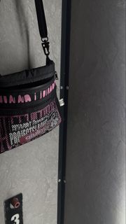 (Category: ) located in . Submitted by kayydnn (Listing ID 1448643242, Image 1). Description: .