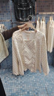 (Category: ) located in . Submitted by ShopaholicLady (Listing ID 1448494369, Image 1). Description: .