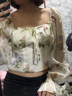 (Category: ) located in . Submitted by declut.noelle (Listing ID 1448694984, Image 1). Description: .