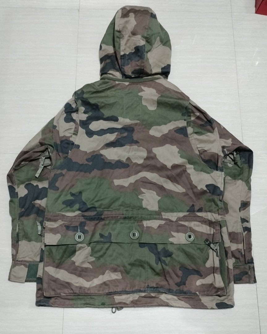 FRENCH ARMY FELIN T3 SMOCK COMBAT JACKET (Category: Coats, Jackets and Outerwear) located in Sariaya. Submitted by social_animalz (Listing ID 1448660877, Image 2). Description: 24.5 x 31 multipockets detachable hood with pad slot sa elbow with minimal scratch sa armpit part ( last pic) shipping fee is not included.
