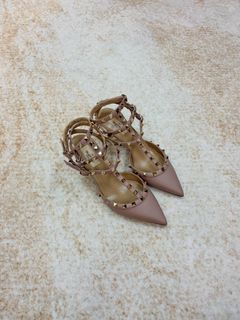 (Category: ) located in . Submitted by reluxuryco (Listing ID 1448662481, Image 1). Description: .