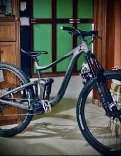 (Category: ) located in . Submitted by chickenbike (Listing ID 1448691852, Image 1). Description: .