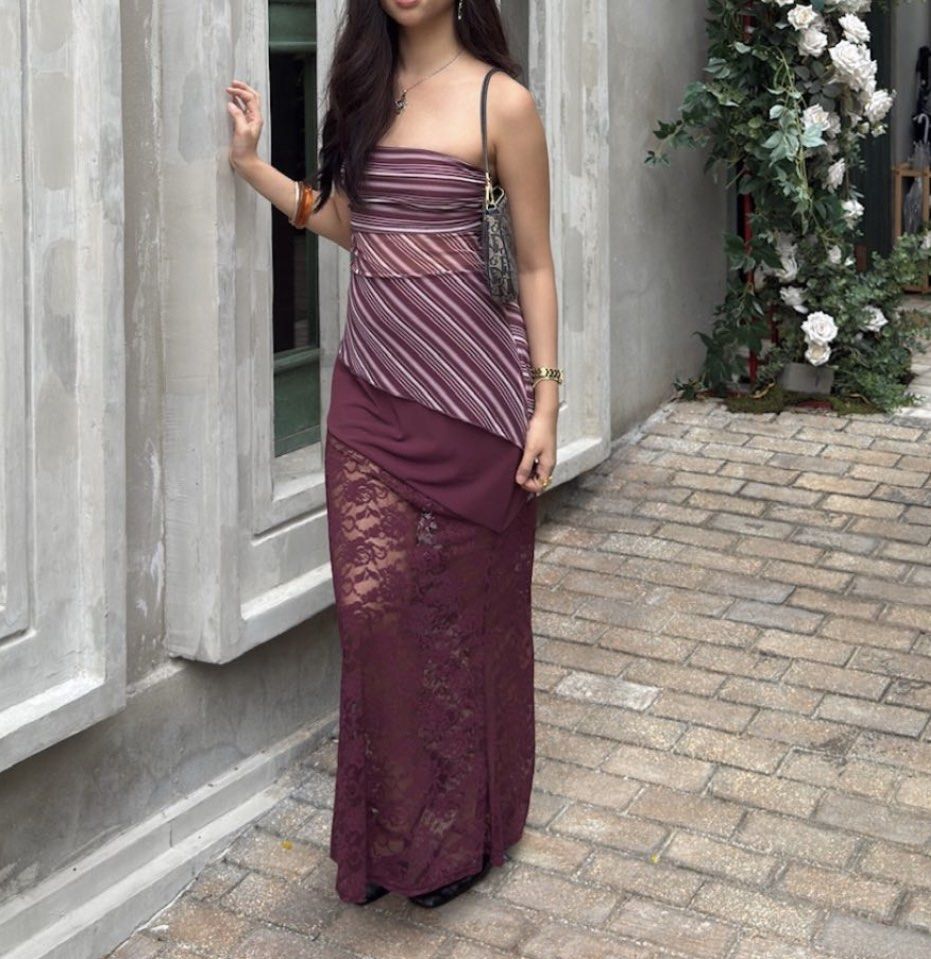 GLASSONS ASYMMETRIC STRAPLESS PRINT STRIPES TOP (Category: Sleeveless) located in Caloocan City. Submitted by yvonclothes (Listing ID 1448637797, Image 2). Description: Authentic and bought Php 2,000 from the website CURRENTLY SOLD OUT.